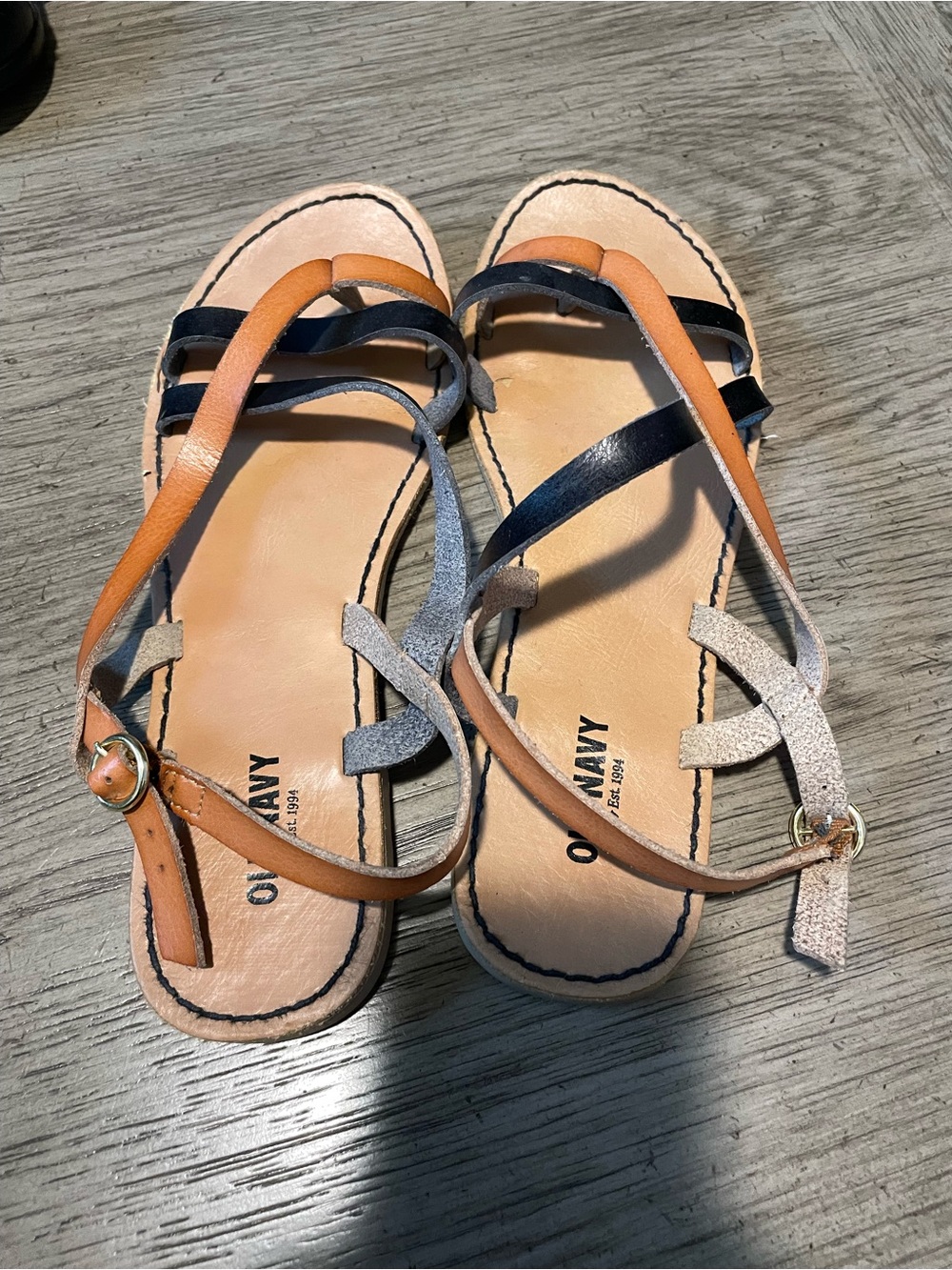 Old Navy sandals, size 9, black and tan.